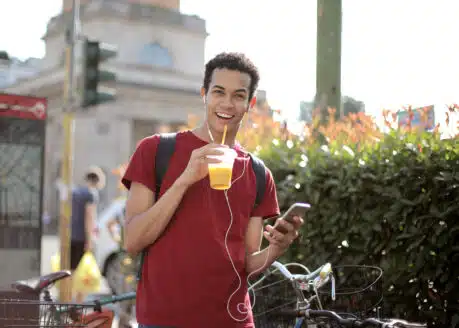 how to start a text conversation with a girl