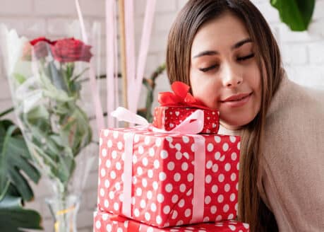 best gifts for scorpio woman